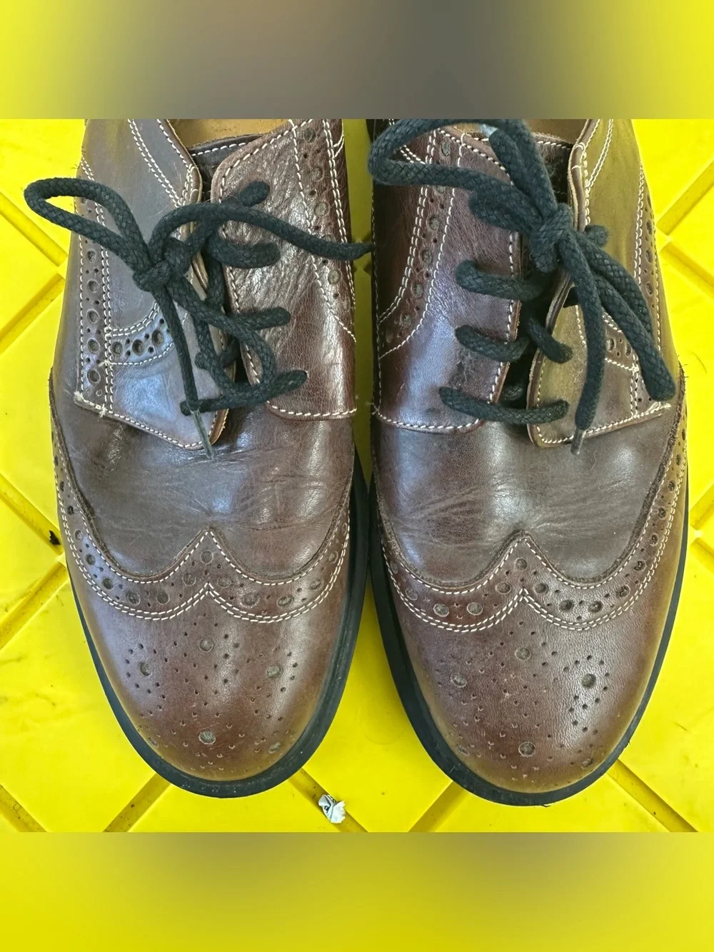 Doc Dr Martens 9A23 Brown Smooth Leather Brogue Dress Shoes Mens 10 Wingtip